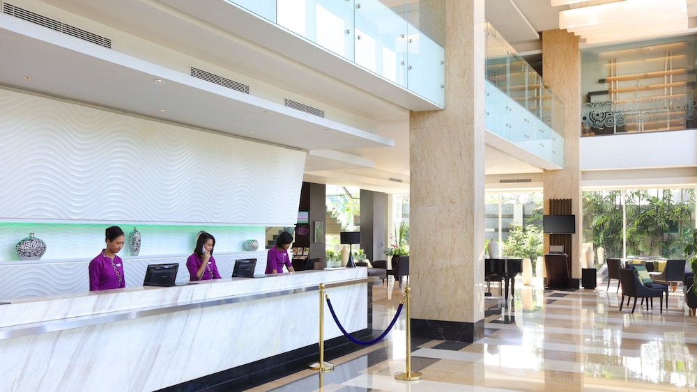 holiday inn bandung pasteur an ihg hotel