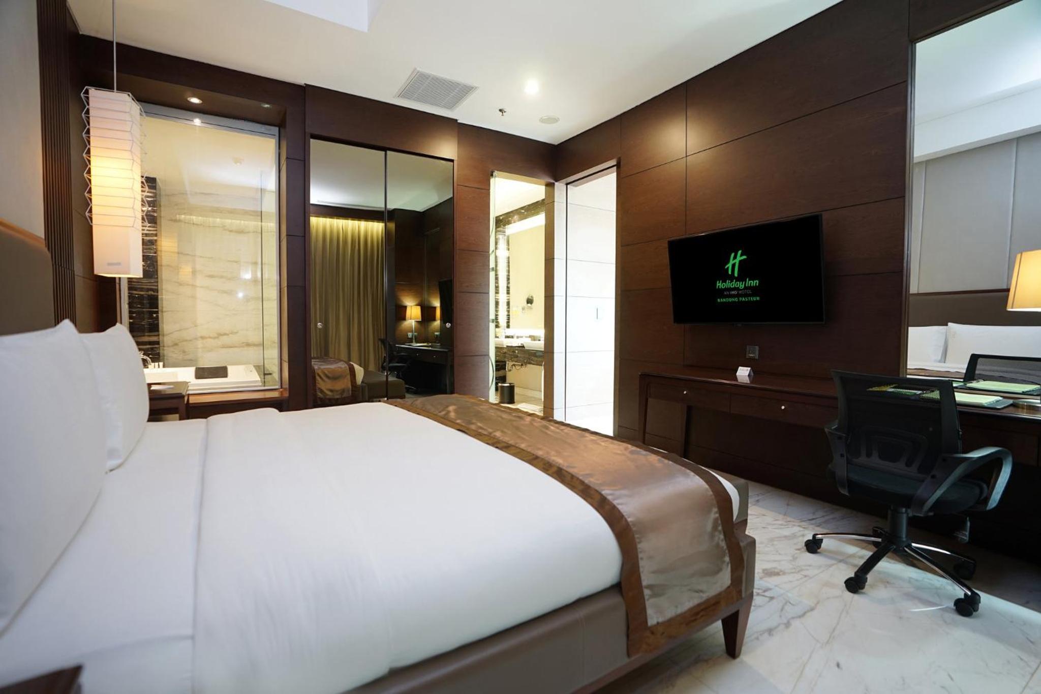 holiday inn bandung pasteur an ihg hotel