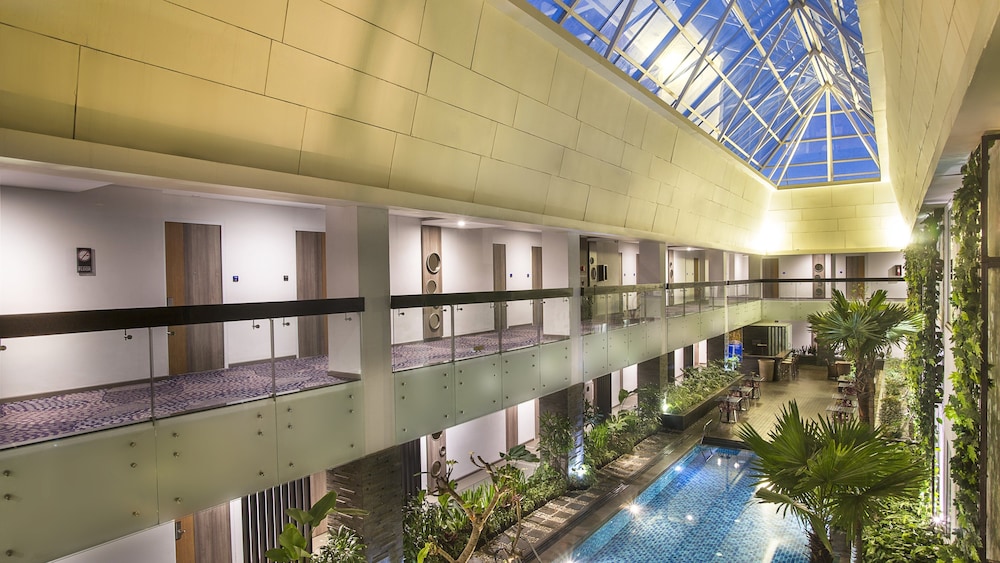 holiday inn bandung pasteur an ihg hotel