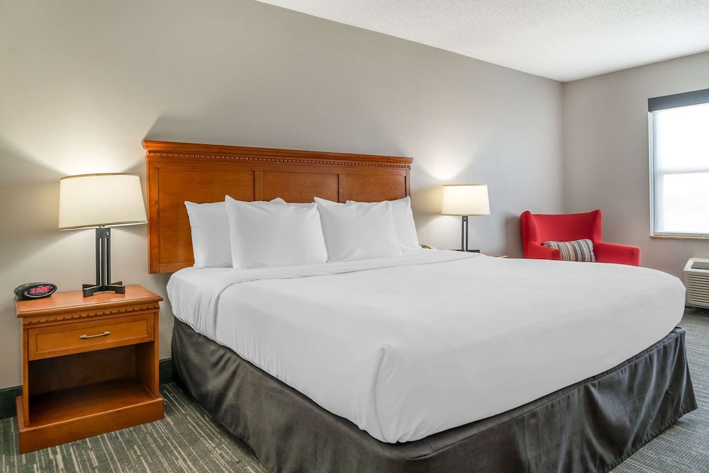 country inn and suites by radisson rossford toledo south