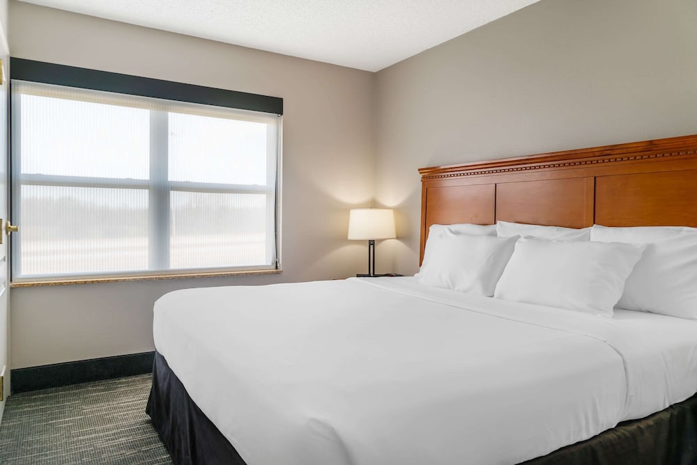 country inn and suites by radisson rossford toledo south