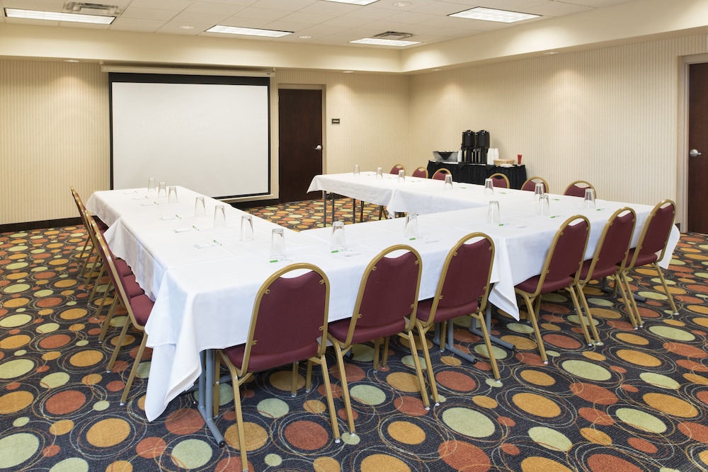 holiday inn toledo maumee i 80 90 by ihg