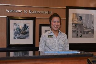 hampton inn and suites bakersfield north airport