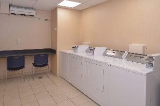 hampton inn and suites bakersfield north airport