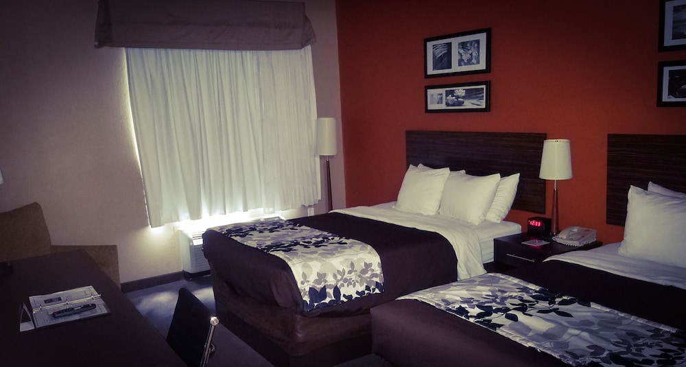 Clarion Pointe Lakeland I-4,Lakeland - Winter Haven>>Lakeland,3 star