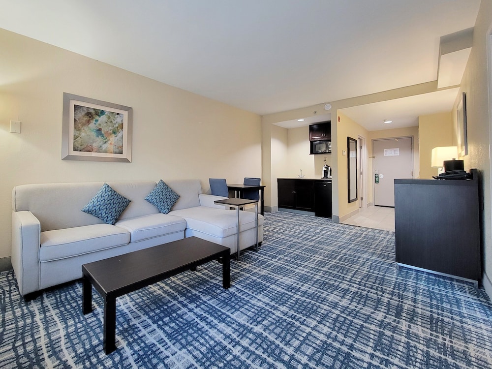 holiday inn belcamp aberdeen area by ihg