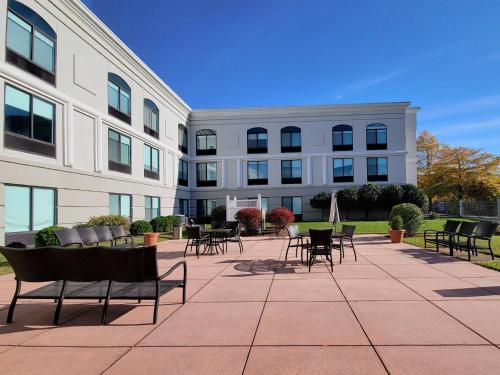 holiday inn belcamp aberdeen area by ihg