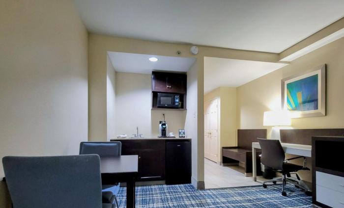 holiday inn belcamp aberdeen area by ihg