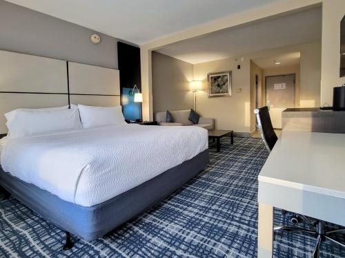holiday inn belcamp aberdeen area by ihg