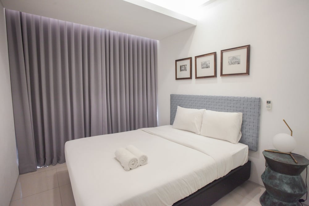 premium 2br apartment near marvell city mall at the linden