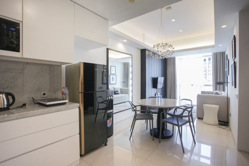 premium 2br apartment near marvell city mall at the linden
