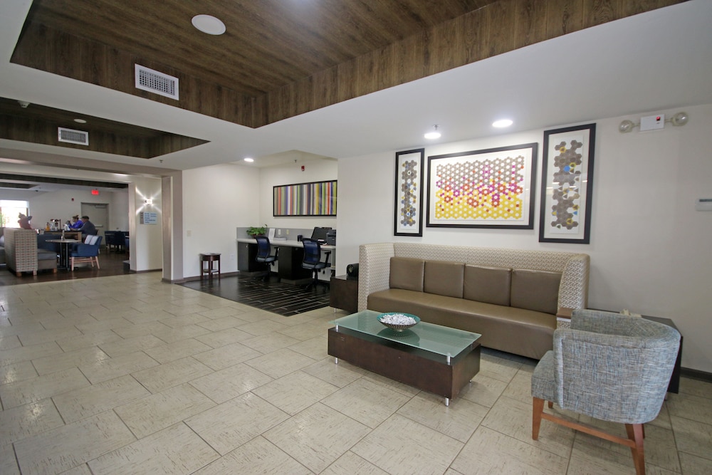 holiday inn express hotel and suites greensboro east by ihg