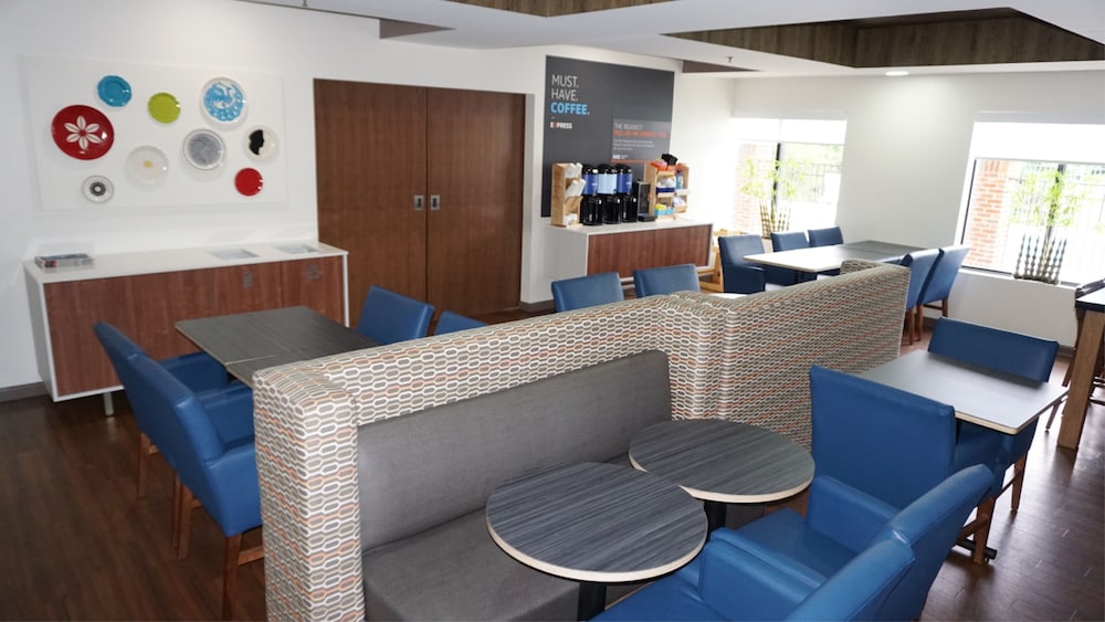 holiday inn express hotel and suites greensboro east by ihg
