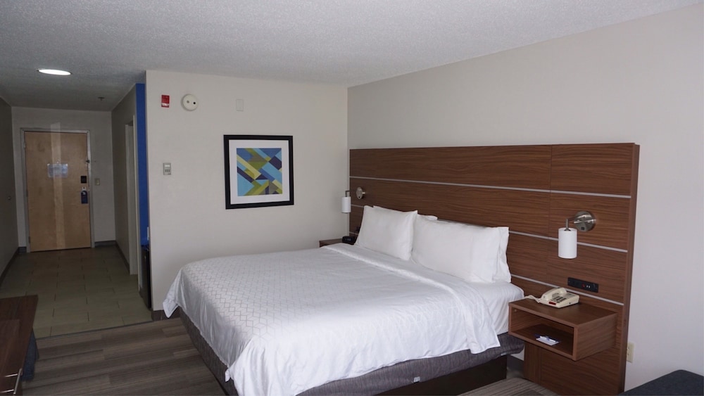 holiday inn express hotel and suites greensboro east by ihg