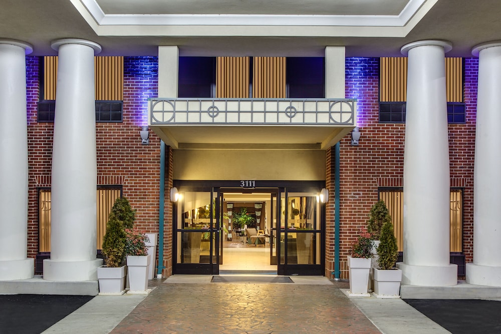 holiday inn express hotel and suites greensboro east by ihg