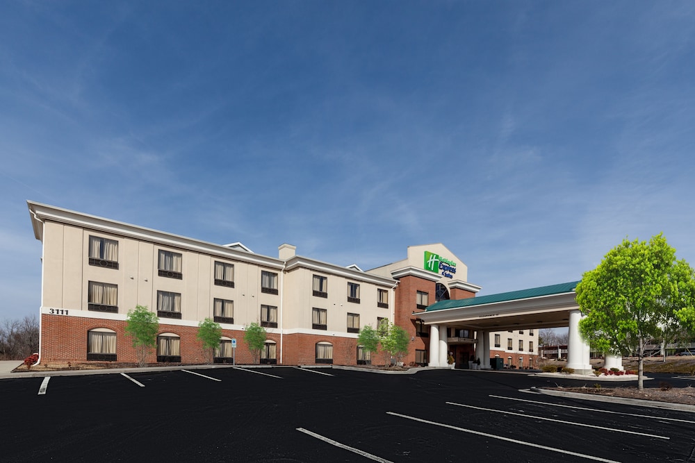 holiday inn express hotel and suites greensboro east by ihg