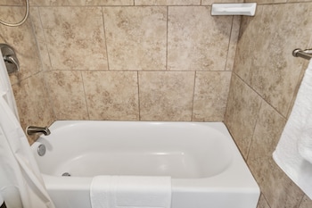 waikiki banyan condo with panoramic 37th floor ocean views 1 bedroom condo by redawning