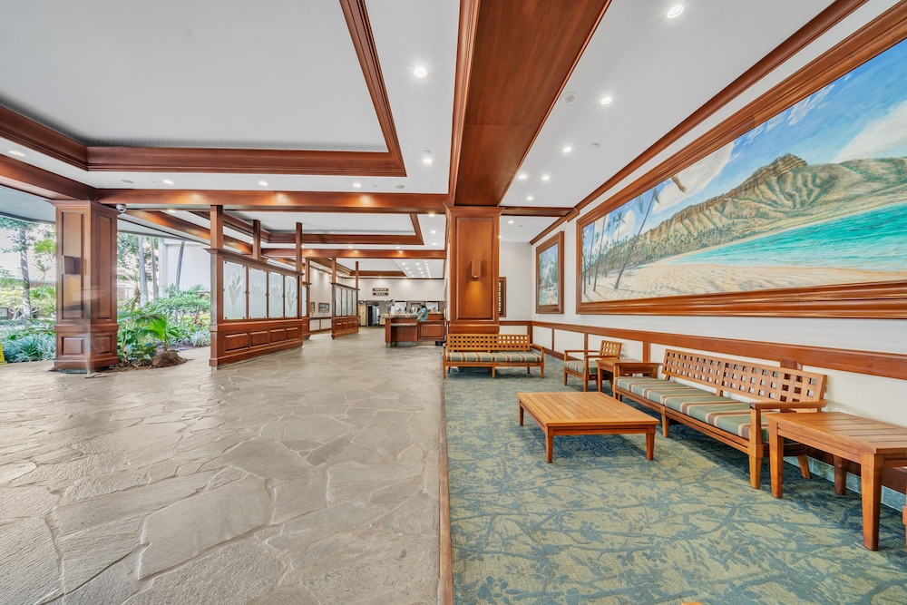 waikiki banyan condo with panoramic 37th floor ocean views 1 bedroom condo by redawning