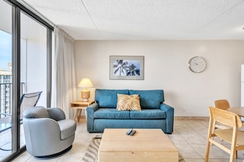 waikiki banyan condo with panoramic 37th floor ocean views 1 bedroom condo by redawning