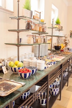 romantikhotel rebstock art and design