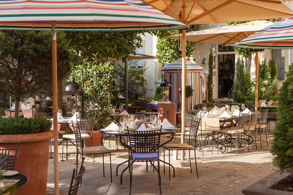 romantikhotel rebstock art and design