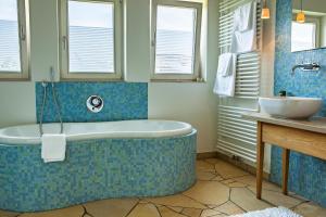 romantikhotel rebstock art and design