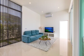 modern 3 br private pool villa pmk a1