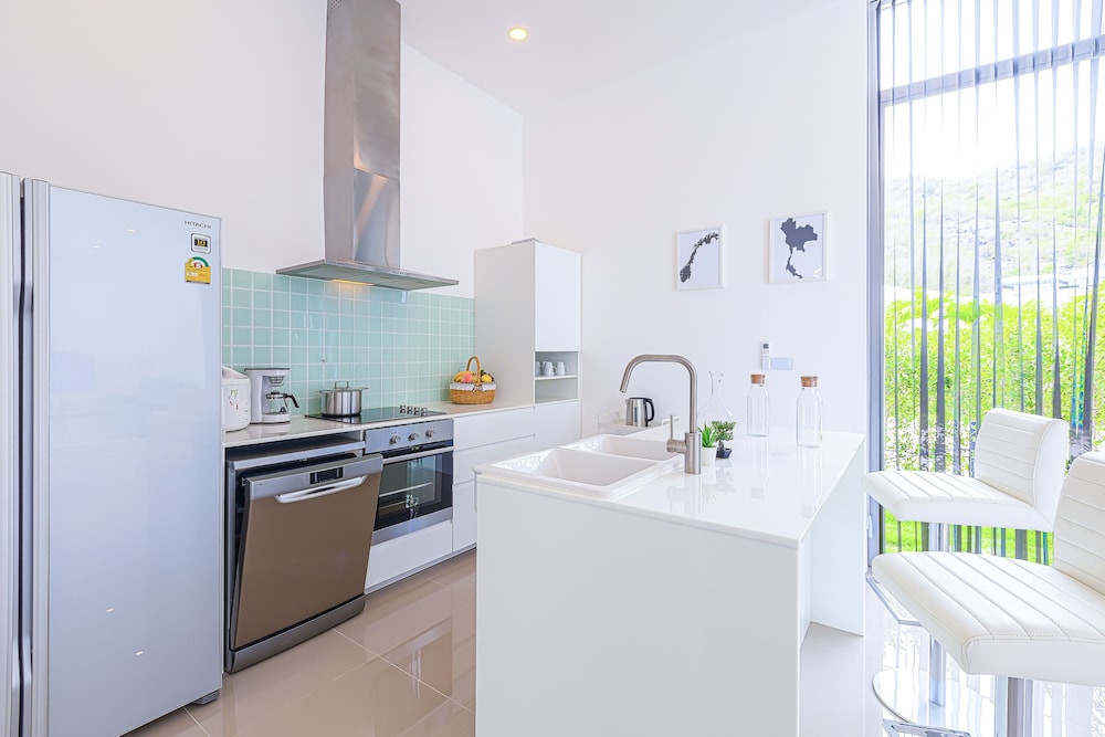 modern 3 br private pool villa pmk a1