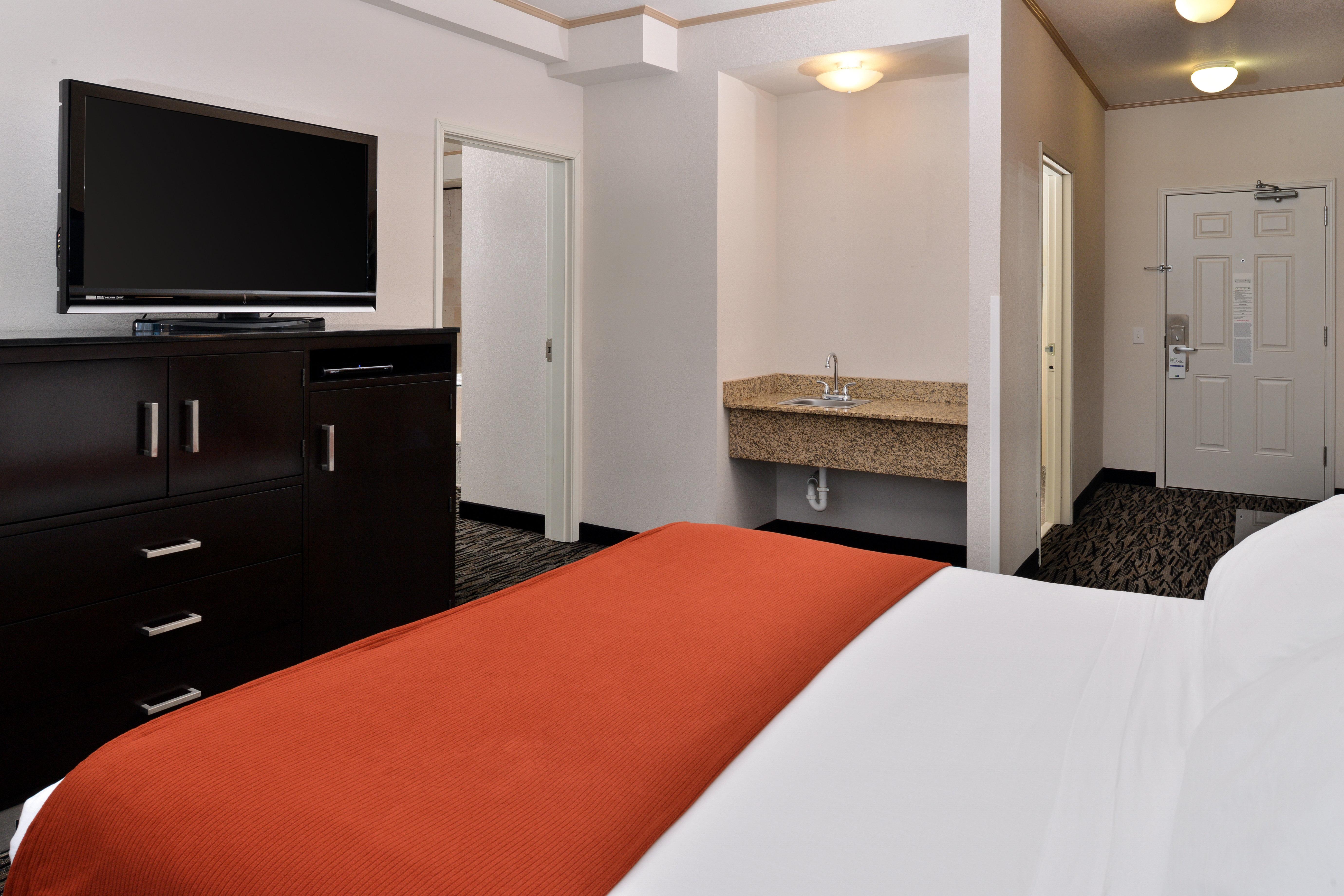 holiday inn express tacoma south lakewood by ihg