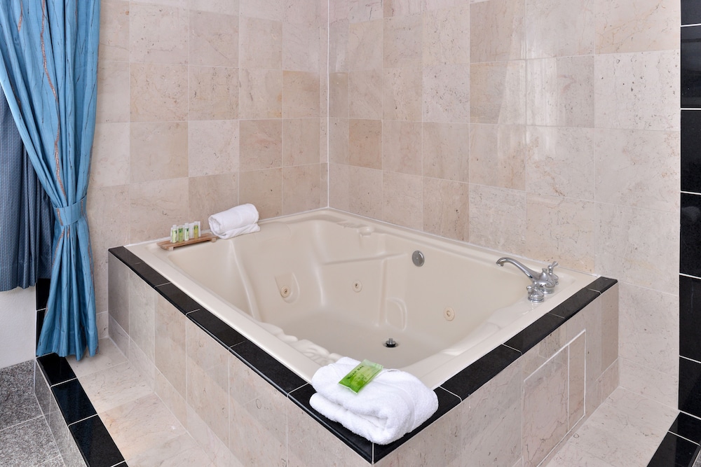 holiday inn express tacoma south lakewood by ihg