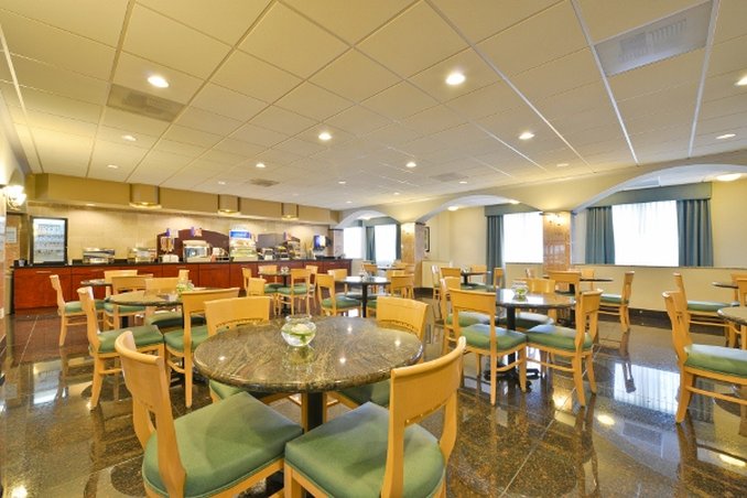 holiday inn express tacoma south lakewood by ihg