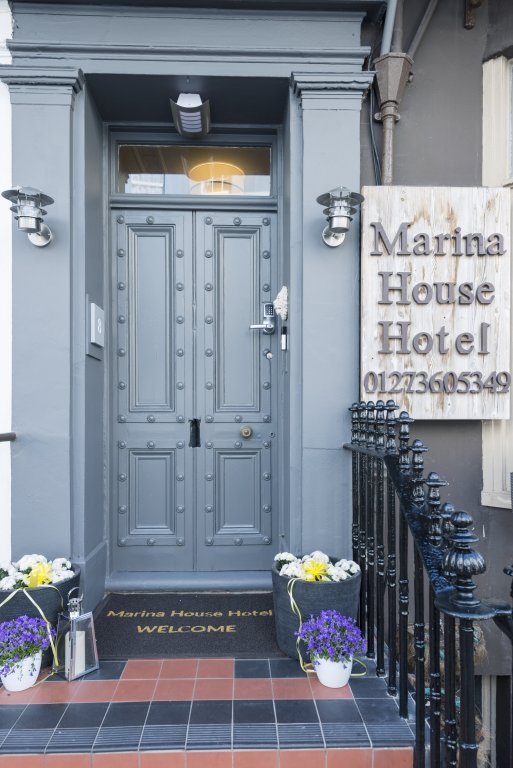 innit hotel marina house