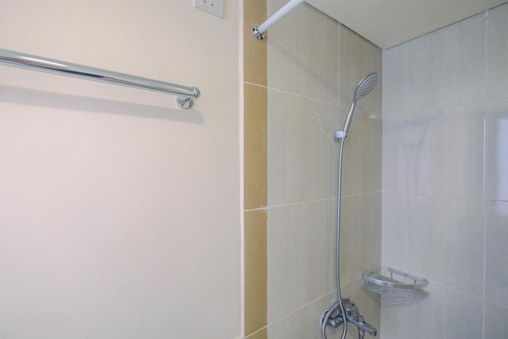 new furnished and enjoy 2br at meikarta apartment