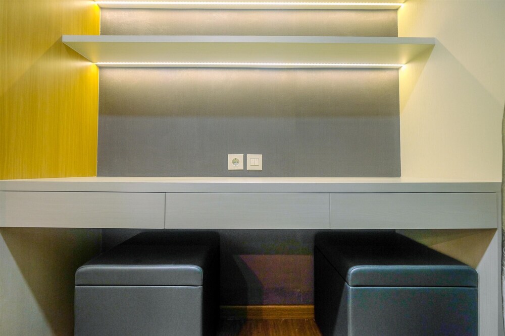 new furnished and enjoy 2br at meikarta apartment