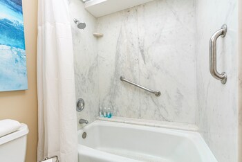 whaler 518 oceanview studio condo condo by redawning