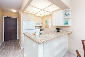 whaler 518 oceanview studio condo condo by redawning