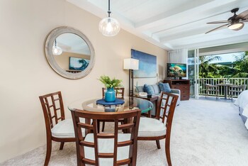 whaler 518 oceanview studio condo condo by redawning