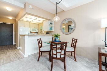 whaler 518 oceanview studio condo condo by redawning