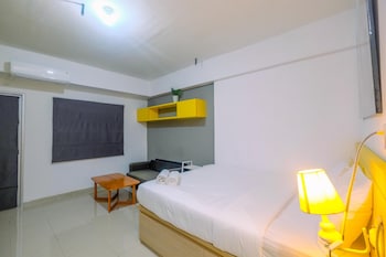 warm and cozy studio park view condominium apartment