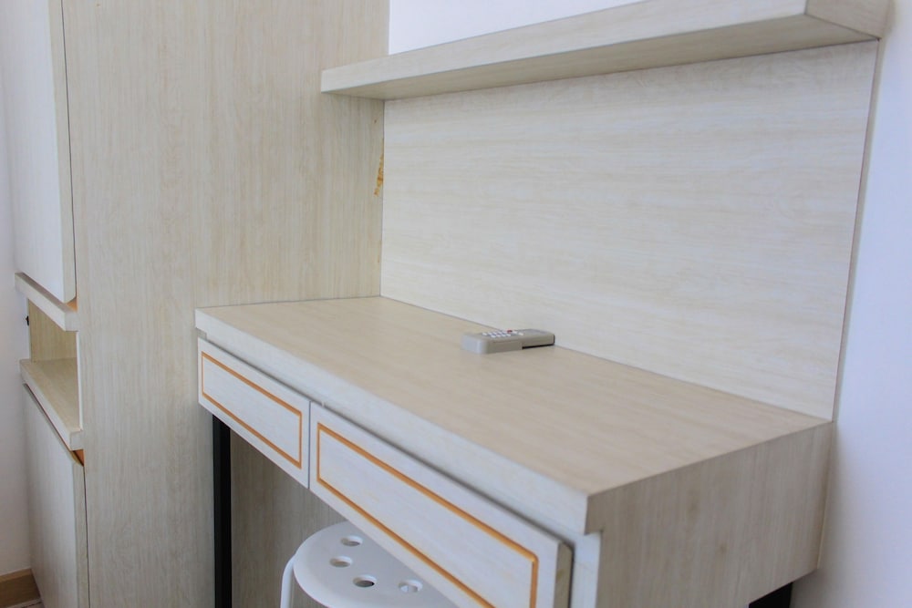 clean and comfort 2br apartment m town residence