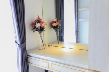 clean and comfort 2br apartment m town residence