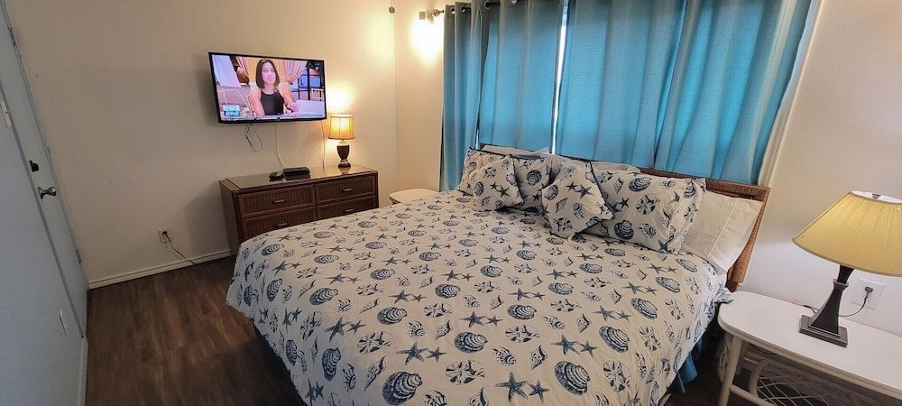 beach access condo nice pool hot tub area w bbq 2 bedroom home by redawning