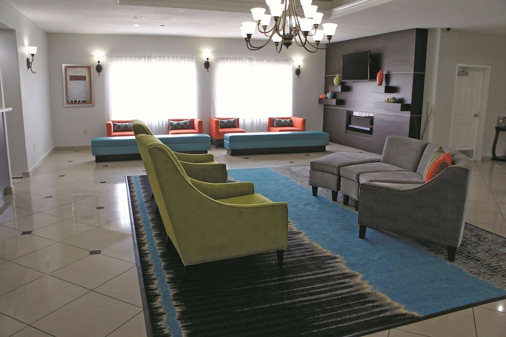 la quinta inn and suites by wyndham orange