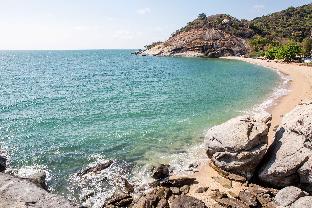 pool villa 4 br walking to beach hv