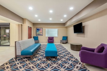La Quinta Inn & Suites By Wyndham Batavia,Pembroke>>Batavia,3 star