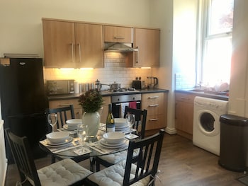 3 bedroom house close to m6 and m55