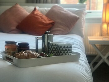 3 bedroom house close to m6 and m55