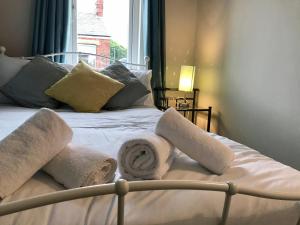 3 bedroom house close to m6 and m55