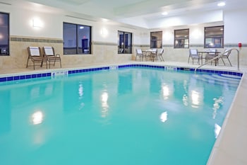 Holiday Inn Express & Suites Syracuse North - Airport Area,Clay>>Cicero,3 star