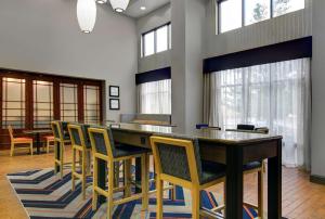 Hampton Inn & Suites Syracuse Dewitt,East Syracuse>>Dewitt,3 star